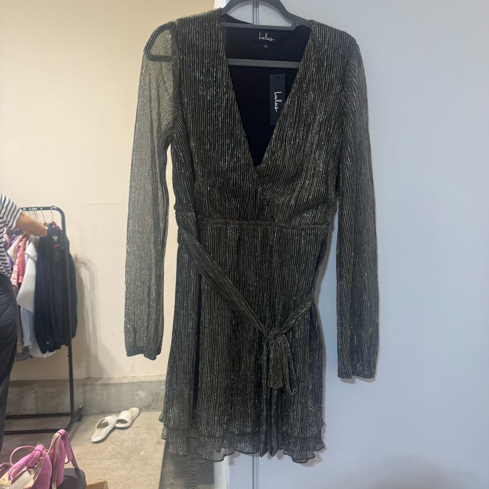 Lulu's Black Ruffled Tiered Long Sleeve Dress